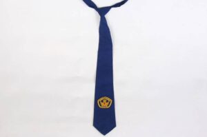 cara memakai dasi SMP